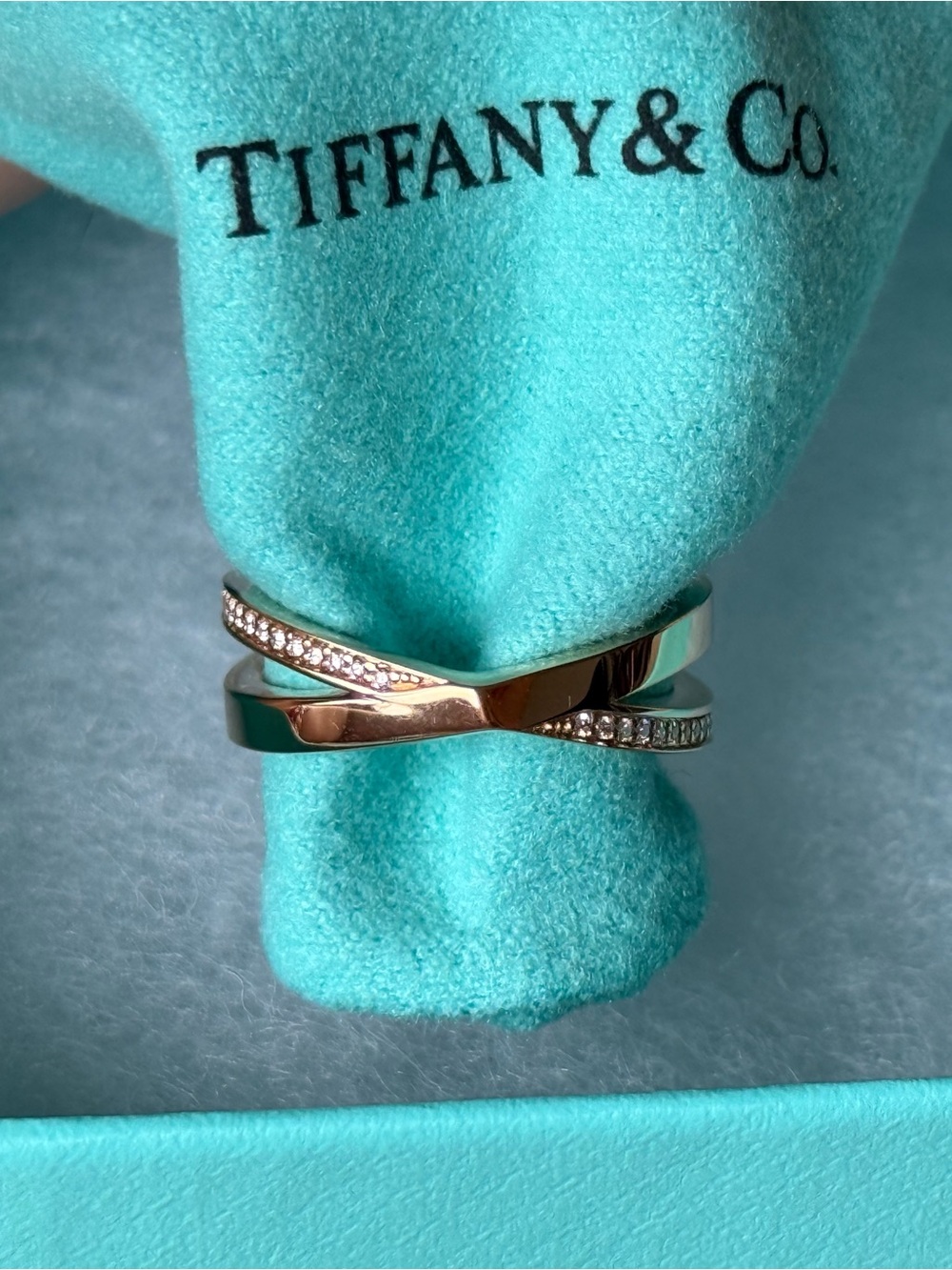 Tiffany&Co 
Atlas X Narrow Ring in 18K Rose Gold With Diamonds(never worn) size6